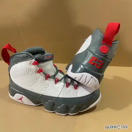 Air Jordan 9 Fire Red Sneakers