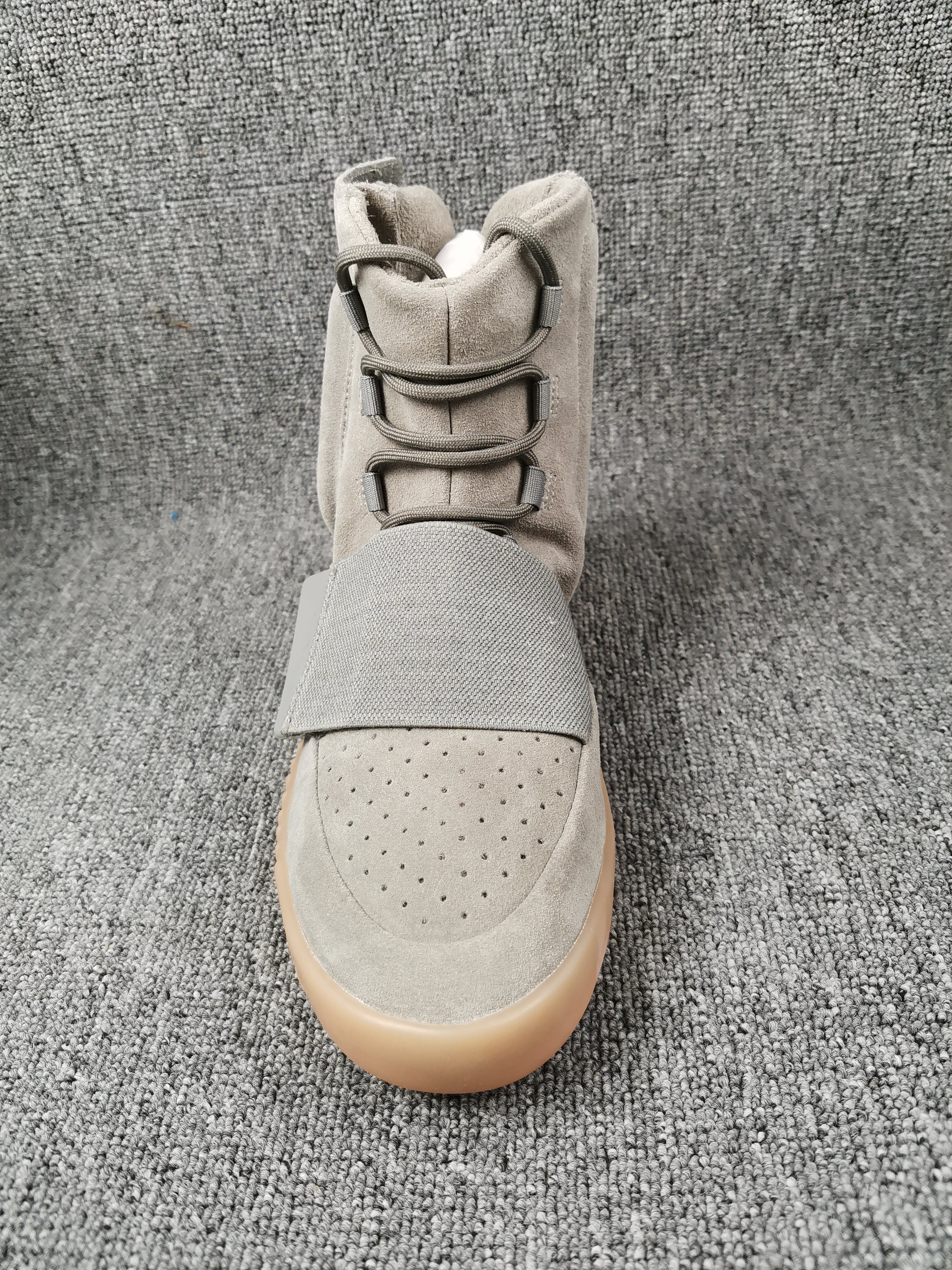 Yeezy Boost 750 Sneakers