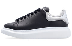 (WMNS) AMC Larry Oversized Sneakers 'Black White' 685666WIBN64063 #