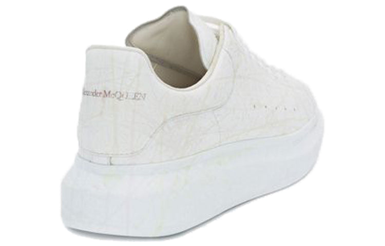 AMC Glow In The Dark Oversized Sneaker 'White Multicolor' 611190WHXM49035 #