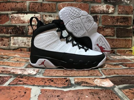 Air Jordan 9 Retro OG Sneakers