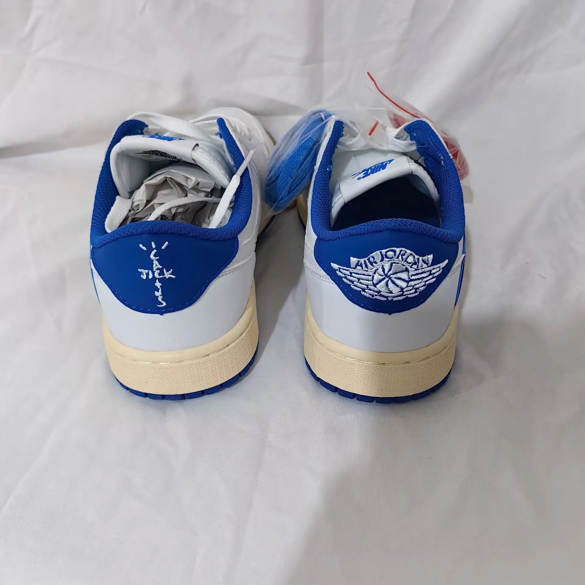 Travis Scott x Fragment AJ 1 Low 2025 Shoes