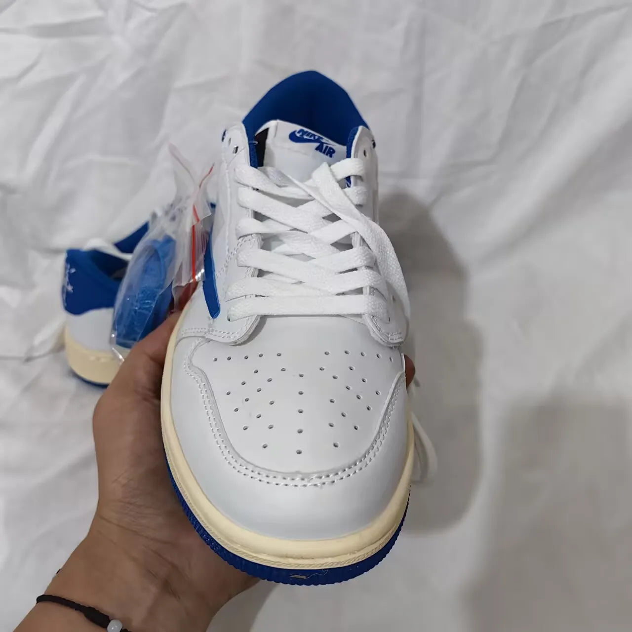 Travis Scott x Fragment AJ 1 Low 2025 Shoes